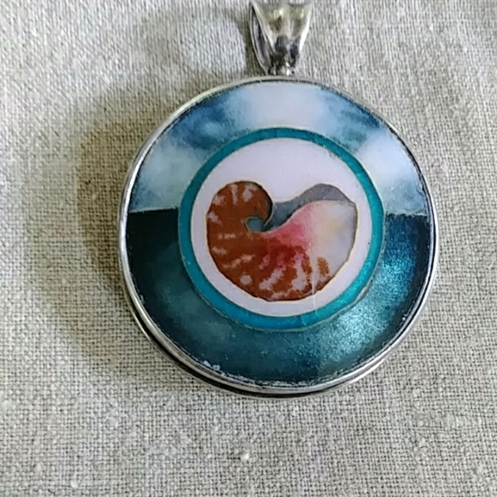 Croisonne Enamel Pendant